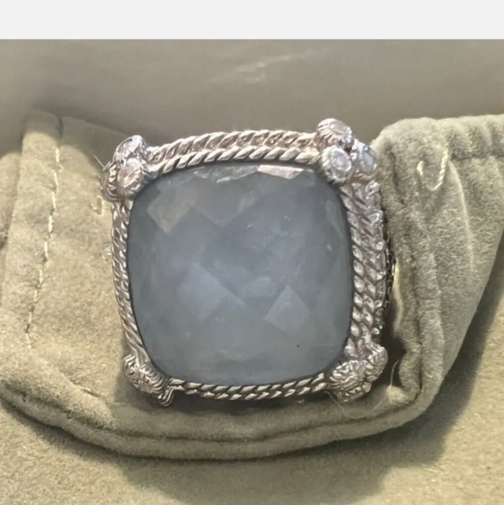 Judith Ripka Blue/Gray Ring.